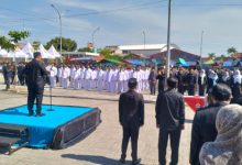 Walikota Serang, Budi Rustandi melantikan 269 pejabat eselon 2 dan 3 di Pasar Kepandean. Foto: Daeng Yusvin