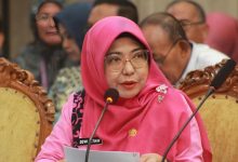 Bupati Pandeglang, Dewi Setiani. Foto: eko supriatno