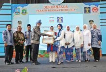 Bupati Serang, Ratu Rachmatuzakiyah dalam pelantikan Deskranasda Kab Serang. Foto: Arif Sholeh - Diskominfo Kab Serang