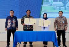 Bupati Serang, Ratu Rachmatuzakiyah dan BBPVP MoU soal pelatihan dan penempatan kerja. Foto: Arief Sholeh