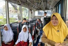 Bus Sekolah Gratis untuk pelajar di Kabupaten Tangerang. Foto: Antara