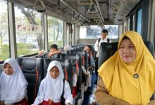 Bus Sekolah Gratis Bagi Pelajar. Foto: Antara
