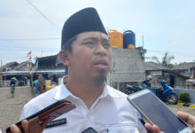 Camat Kasemen, Ahmad Nuri. Foto: Aden Hasanudin