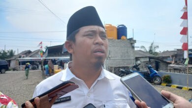 Camat Kasemen, Ahmad Nuri. Foto: Aden Hasanudin