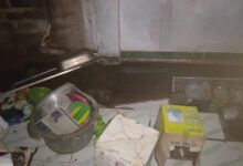 dapur ambruk setelah diguyur hujan deras.