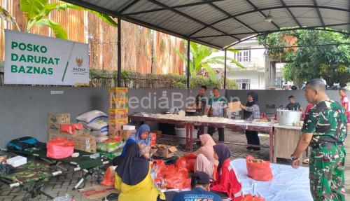 Dapur umum penangan banjir di Cibeber. Foto Daeng Yusvin