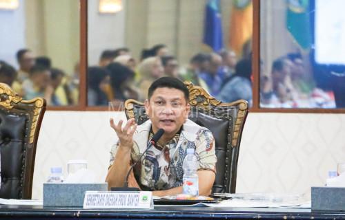 Deden Apriandhi Hartawan, Sekda Provinsi Banten. Foto Biro Adpim Banten