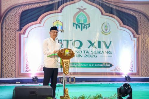 Sekda Banten, Deden Apriandhi membuka resmi MTQ Kota Serang ke-XIV. Foto Biro Adpim Banten