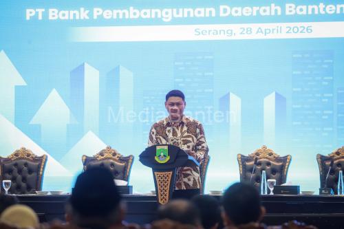 Deden Apriandhi, Sekda Banten yang juga komisaris di Bank Banten. Foto Biro Adpim Banten