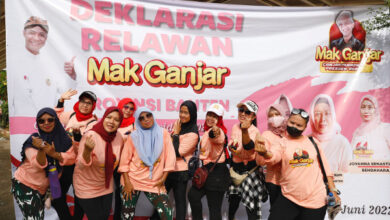Emak-emak di Banten Deklarasi Dukung Ganjar Pranowo Jadi Presiden. Foto: Mak Ganjar