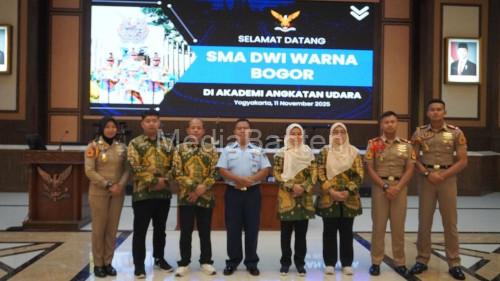 SMA Dwi Warna Bogor. Foto Istimewa