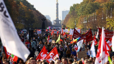 Ribuan pendemo di 6 kota di Jerman. Foto: Reuters