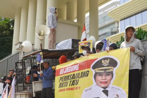 Aksi Demo GPMH di Kejaksaan Agung. Foto: GPMH