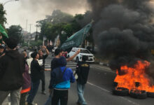 Demo Mahasiswa di depan Kejati Banten. Forto: Budweiser