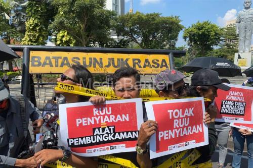 Demo penolakan revisi UU Penyiaran dan UU Hak Cipta. Foto Antara