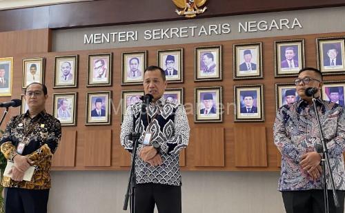 Dhana Putra, Ketua Pansel Komisi Yudisial. Foto: Antara