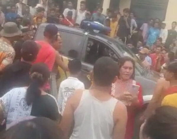 pencuri sepeda motor