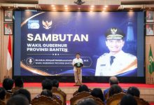 Wagub Banten, Achmad Dimyati Natakusumah kukuhan pengurus Bagmanas Banten. Foto Biro Adpim Banten
