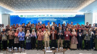 Wagub Banten, Achma Dimyati Natakusumah pada acara The2nd GLOW 2026 di PIK 2 Tangerang. Foto Biro Adpim Banten