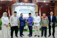 Wagub Banten, Achmad Dimyati Nataksumah dalam kunjungan kerja Komite III DPD RI. Foto Biro Adpim Banten