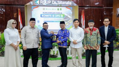 Wagub Banten, Achmad Dimyati Nataksumah dalam kunjungan kerja Komite III DPD RI. Foto Biro Adpim Banten