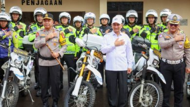 Wagub Banten, Achmad Dimyati Natakusumah bersama Kapolda Banten, Irjen Pol Hengki. foto Biro Adpim Banten