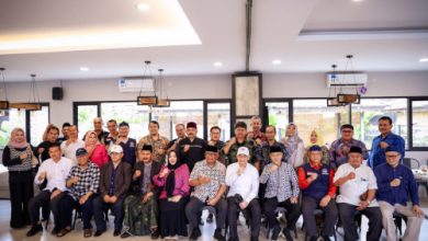 Wagub Banten, Ahmad Dimyati Natakusumah berdialog dengan Perkumpulan Urang Banten (PUB). Foto: Biro Adpim Banten