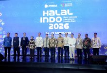 Wagub Banten, Achmad Dimyati Natakusumah di Pameran Industri Halal Tangerang. Foto Biro Adpim Banten