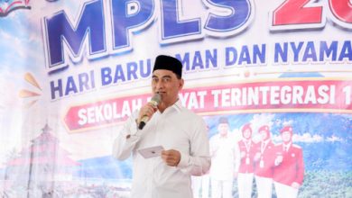 Wagub Banten, AChmad Dimyati Natakusumah membuka MPLS Sekolah Rakyat Terintegrasi Pandeglang. Foto Biro Adpim Banten