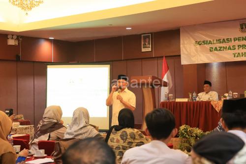 Wagub Banten, Achma Dimyati Natakusumah di sosialiasi pengelolaan zakat, infak dan sedekah. Foto Biro Adpim Banten