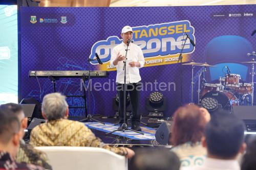 Wagub Banten, Achma Dimyati Nataksumah hadiri pameran otomotif Tangsel Otozone. Foto: Biro Adpim Banten