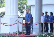 Wagub Banten, Achmad Dimyati Natakusumah jadi pimpinan upacara. Foto Biro Adpim Banten