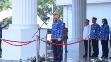 Wagub Banten, Achmad Dimyati Natakusumah jadi pimpinan upacara. Foto Biro Adpim Banten