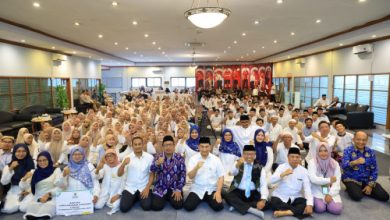 Wagub Banten, Achmad Dimyati Natakusumah di perusahaan di Cikupa, Kabupaten Tangerang. Foto Biro Adpim Banten