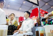 Wagub Banten, Achmad Dimyati Natakusumah pada acara pameran waralaba di Tangerang. Foto Biro Adpim Banten