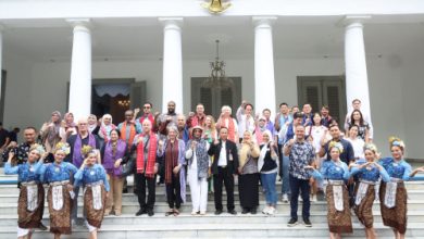 Para peserta dalam Diplomat Trip di Gedung Negara Provinsi Banten. Foto Biro Adpim Banten