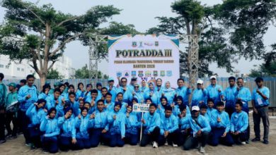 Kontingen Tim Olahraga Tradisional Kabupaten Serang. Foto Arief Soleh