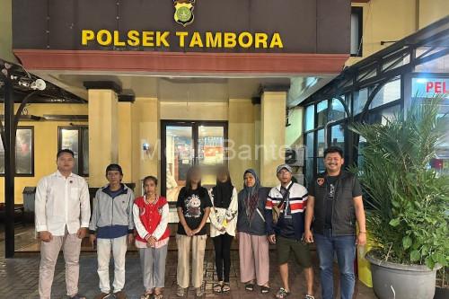 Perempuan remaja Tambora ditemukan di Lebak. Foto Antara