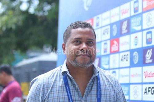 Divaldo Alves, Pelatih Persik Kediri. Foto: Antara