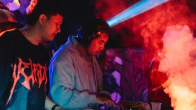 Penampilan Dj di Canda Festa Ramapala Coffee Kota Serang. Foto: Kelompok 6 kelas 4F Ikom Fisip Untirta.