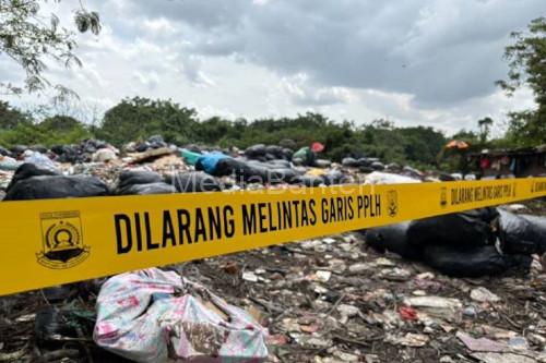 Penyegelan TPS Ilegal oleh DLH Kota Tangerang. Foto Antara