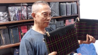 Dompet Baduy yang semakin digandrungi. Foto: LKBN Antara