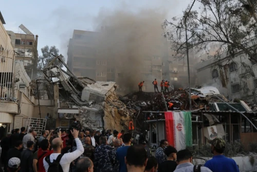 Kompleks Kedubes Iran di Damaskus hancur akibat serangan udara Israel. Foto: Istimewa