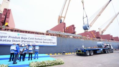 Pelepasan ekspor 54.000 ton baja putih ke Spanyol. Foto: Antara