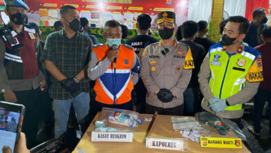 Pemalak pedagang kaki lima di Royal ditangkap polisi.