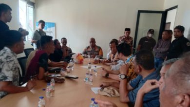 Fasilitasi tenaga kerja oleh Kapolres Serang untuk Desa Julang. Foto: Yono