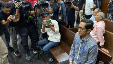 Mantan Jubir KPK, Febri Diansya saat jadi saksi dalam kasus korupsi eks mantan Mentan, SYL. Foto: Antara