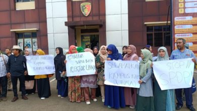 Forum Dosen Unma Desak Polres Pandeglang Hentikan Penyidikan Rektor dan BPU. Foto: Eko Supriatno - Unma Banten