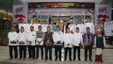 Foto bersama saat zikir kebangsaan di Polresta Tangerang. Foto: Iqbal Kurnia