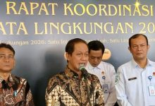 Hanif Faisol Nurofiq, Menteri LH. foto Antara